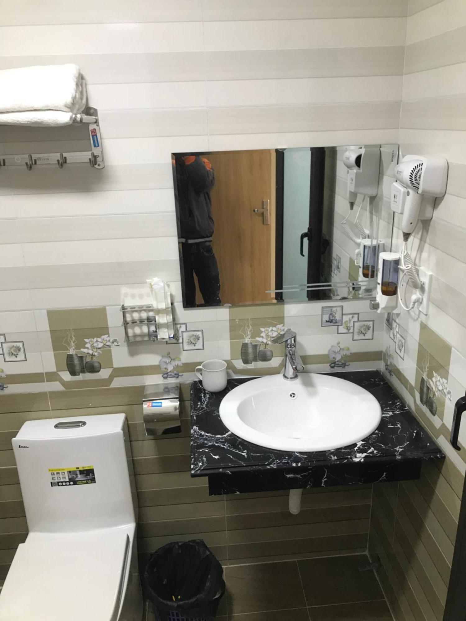 Anh Nhu Hotel Chan Chau 外观 照片